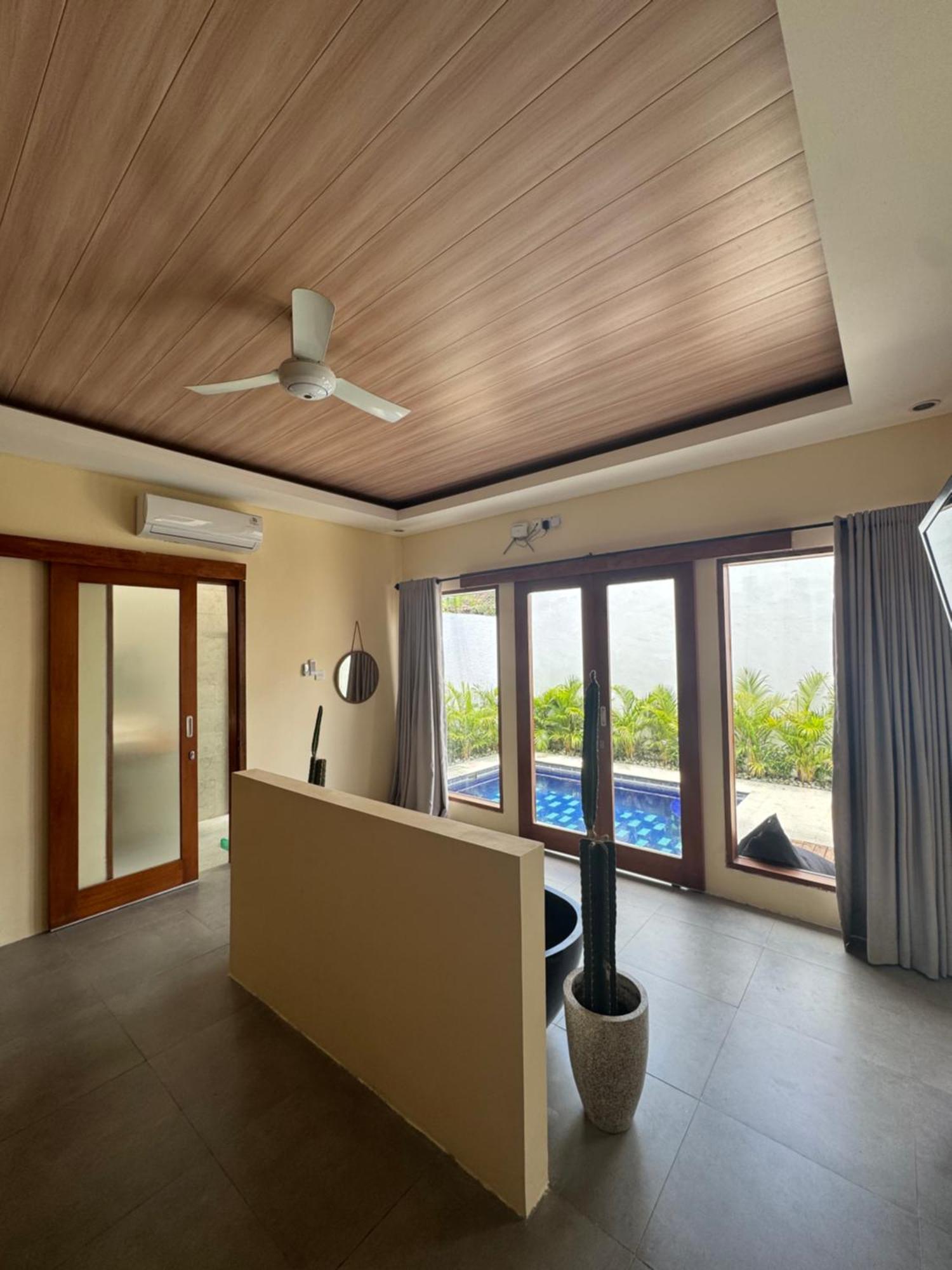 Kiki Village Bathtub Canggu Екстериор снимка