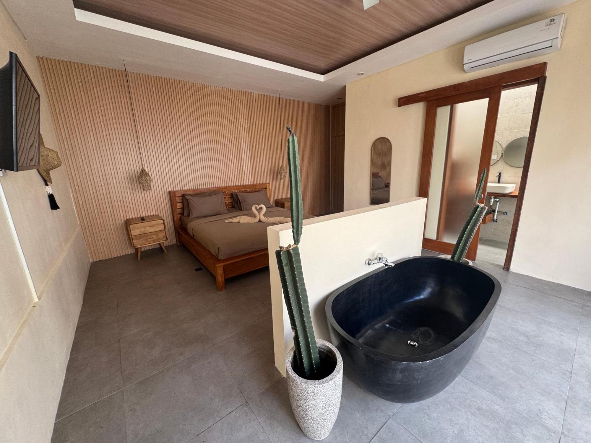 Kiki Village Bathtub Canggu Екстериор снимка